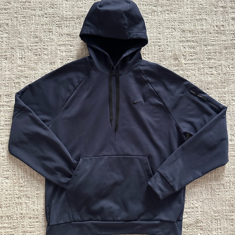 Nike Therma-FIT Training Pullover - Picture 2 of 9